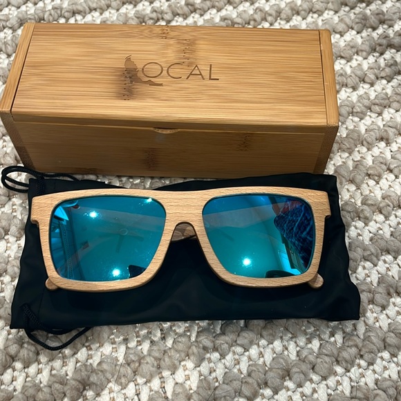 Local Sunglasses - Picture 1 of 3